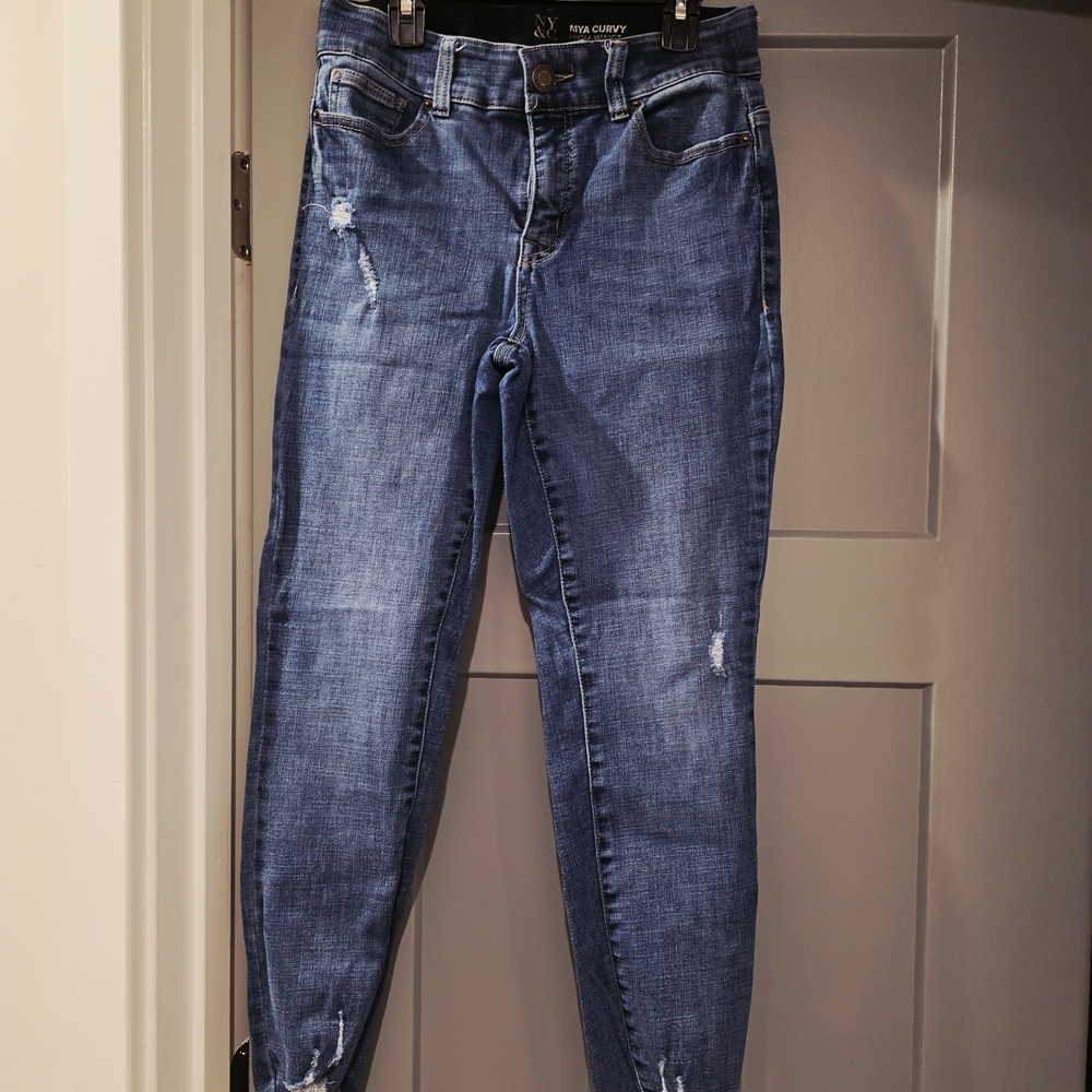 New York & Company Distressed Blue Skinny Jeans